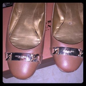 Coach flats